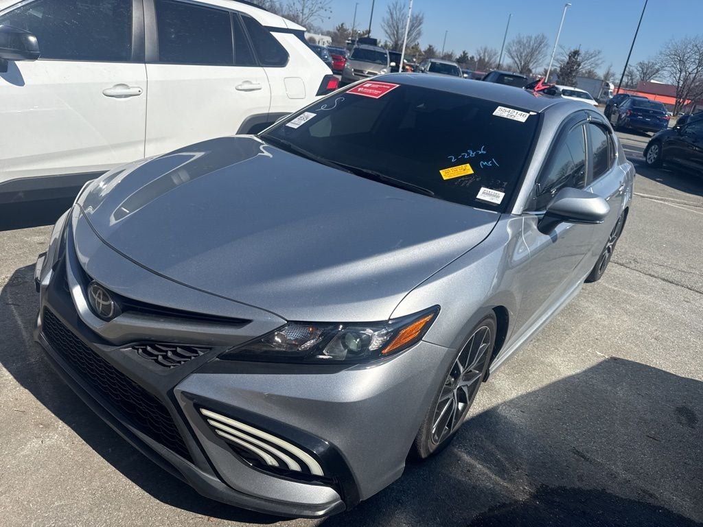 2024 Toyota Camry SE