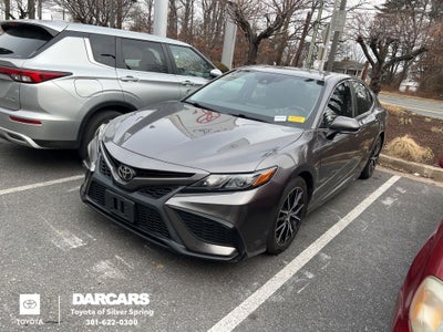 2022 Toyota Camry SE