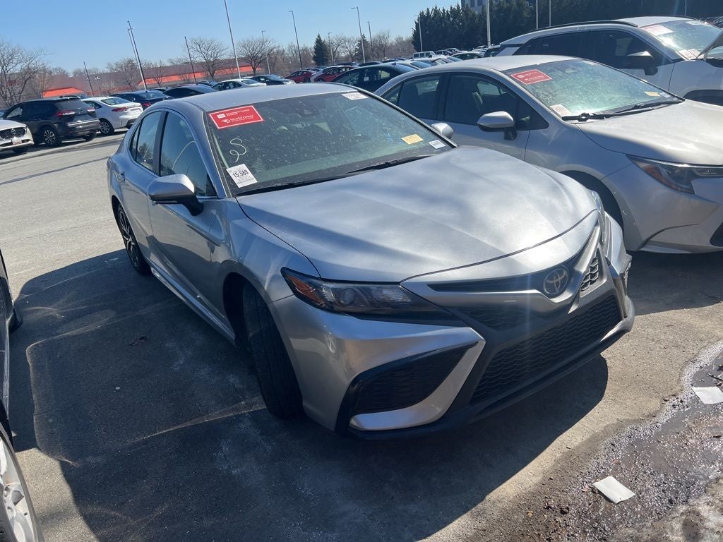 2024 Toyota Camry SE