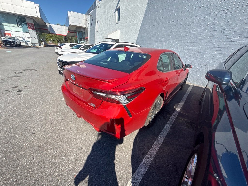 2023 Toyota Camry Hybrid XSE