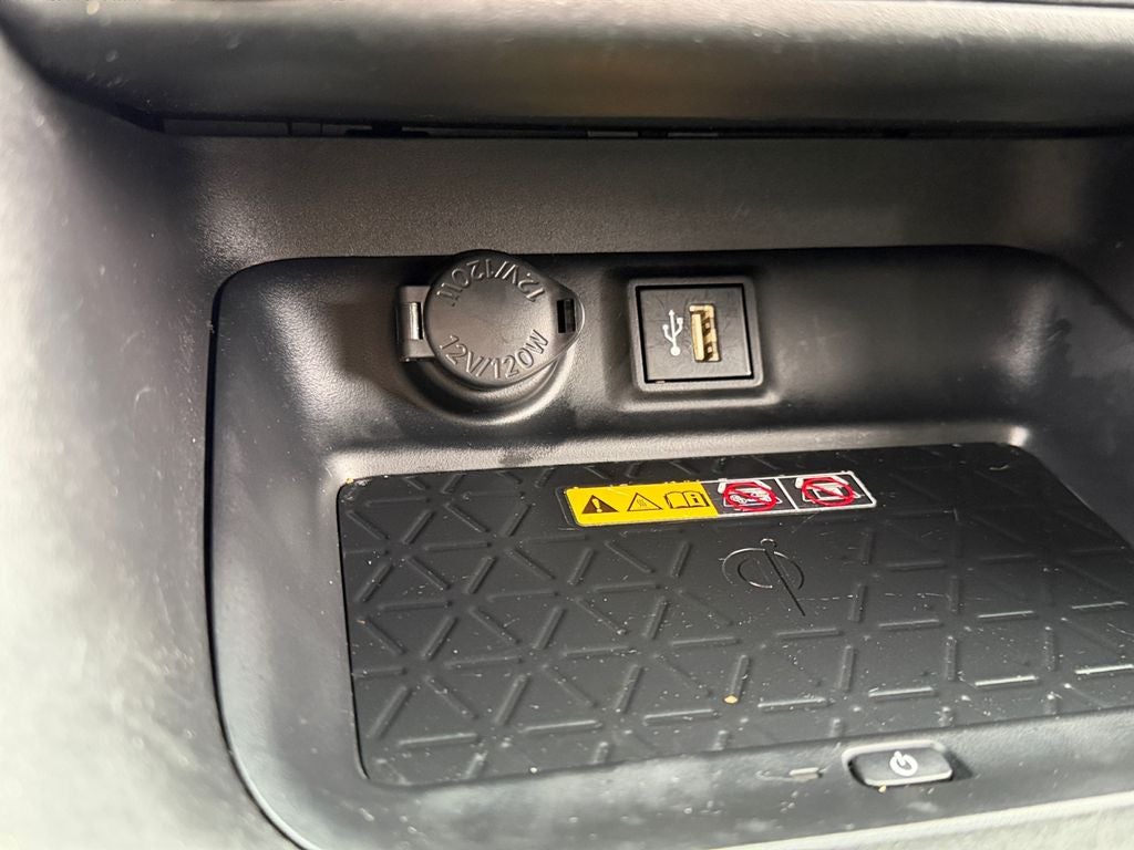2023 Toyota RAV4 Hybrid XLE Premium Low Miles!