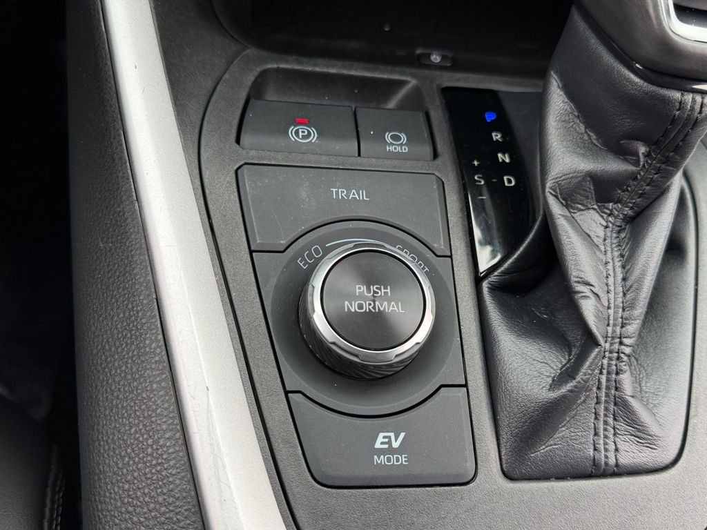 2023 Toyota RAV4 Hybrid XLE Premium Low Miles!