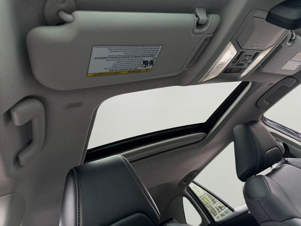 2023 Toyota RAV4 Hybrid XLE Premium Low Miles!