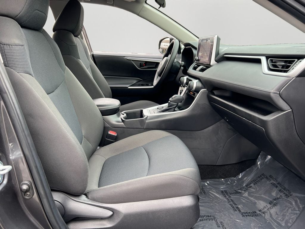 2023 Toyota RAV4 Hybrid LE Low Miles!