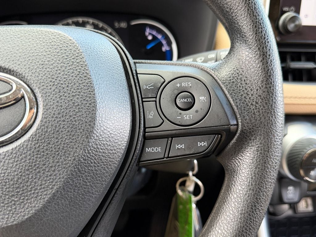 2024 Toyota RAV4 Hybrid LE