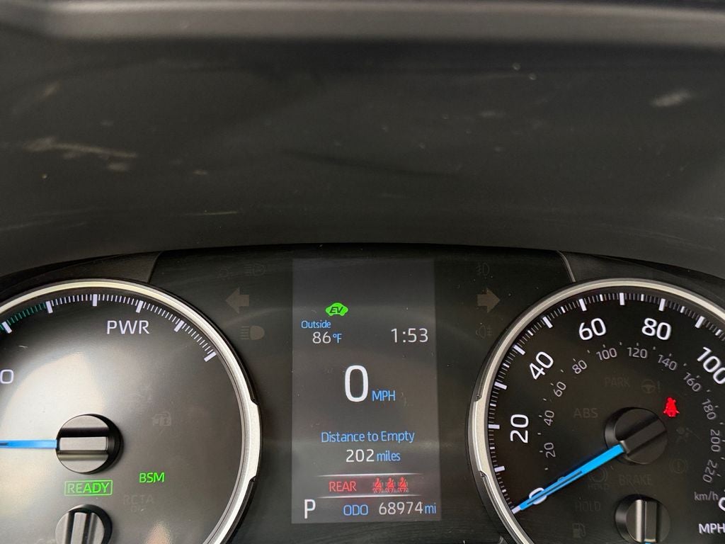 2022 Toyota RAV4 Hybrid XLE