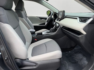 2022 Toyota RAV4 Hybrid XLE