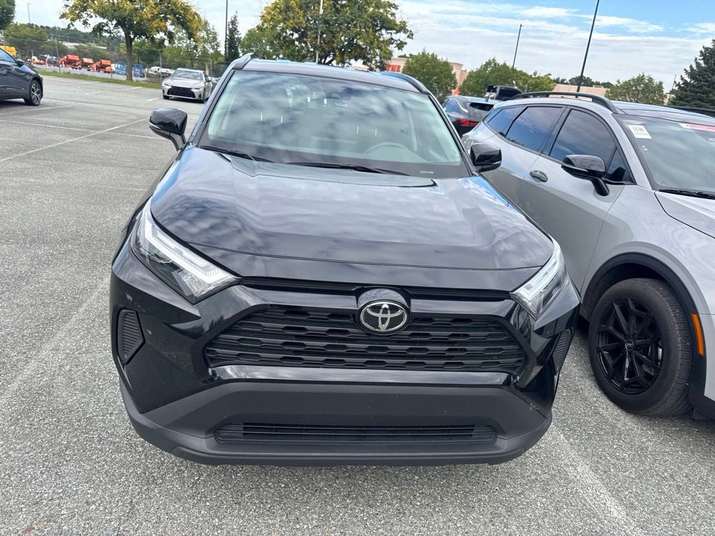 2025 Toyota RAV4 Hybrid XLE