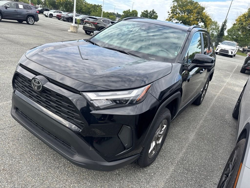 2025 Toyota RAV4 Hybrid XLE