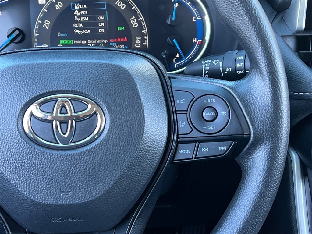 2025 Toyota RAV4 Hybrid XLE