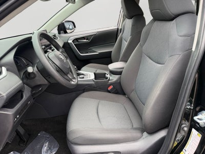 2025 Toyota RAV4 Hybrid XLE W/ SUNROOF!