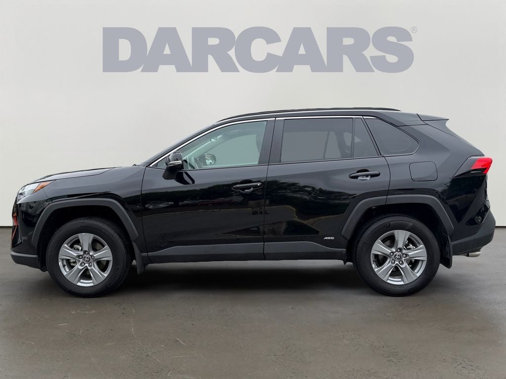 2025 Toyota RAV4 Hybrid XLE W/ SUNROOF!