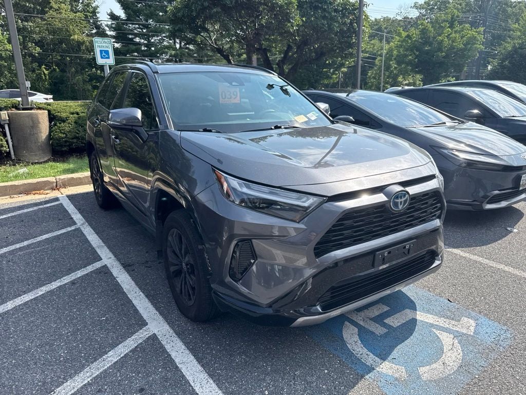 2024 Toyota RAV4 Hybrid SE