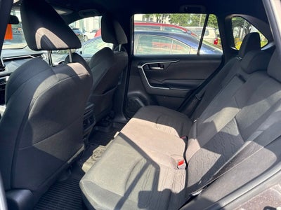 2024 Toyota RAV4 Hybrid SE