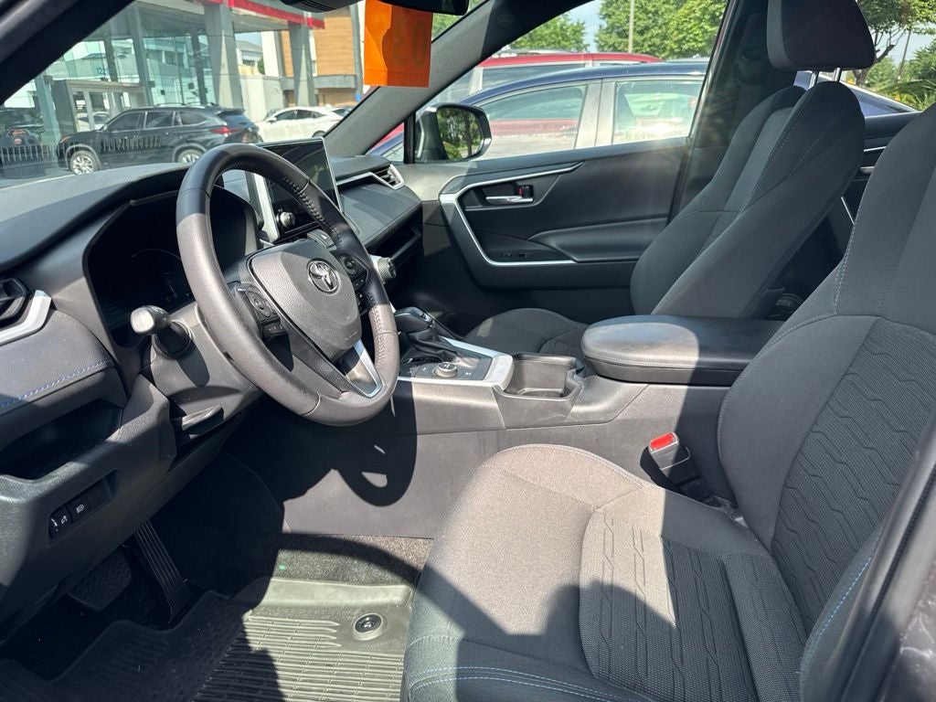 2024 Toyota RAV4 Hybrid SE