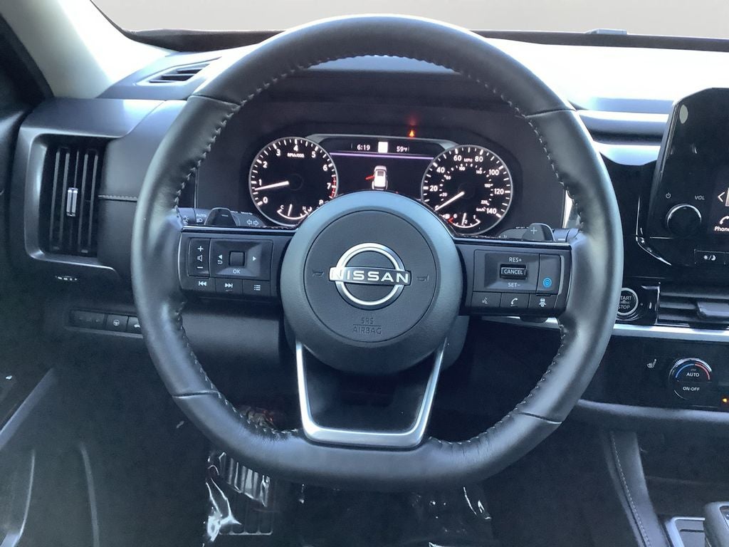 2023 Nissan Pathfinder SL