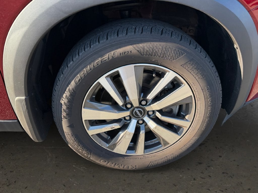 2024 Nissan Pathfinder SL