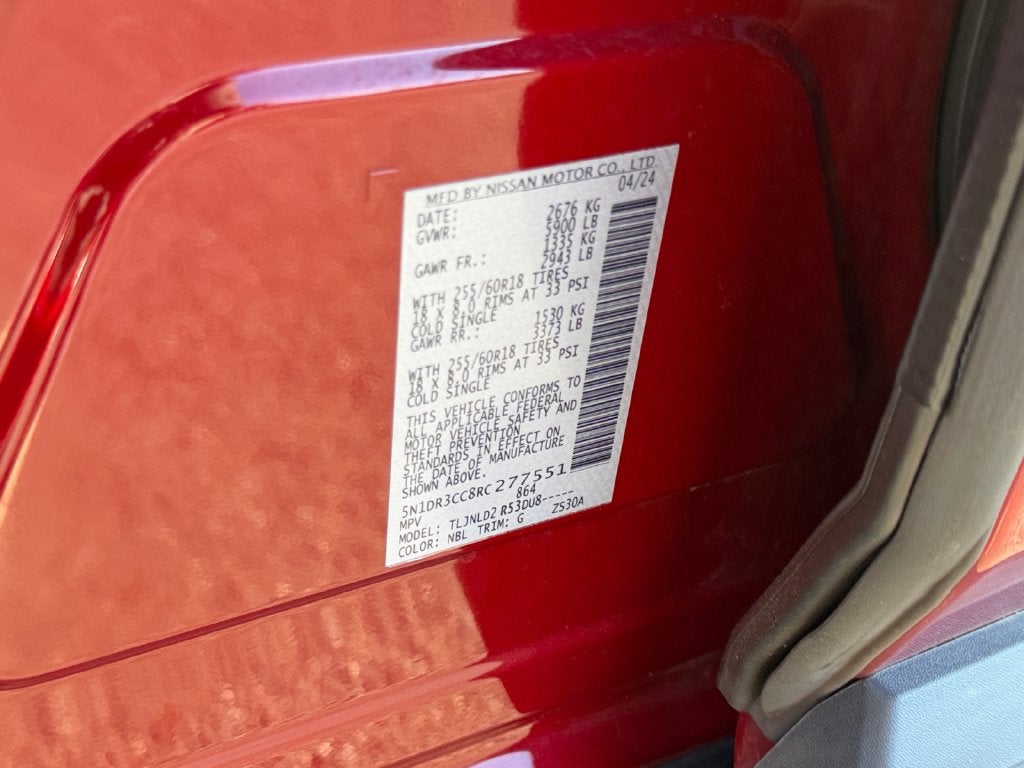 2024 Nissan Pathfinder SL
