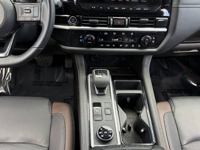 2024 Nissan Pathfinder Platinum