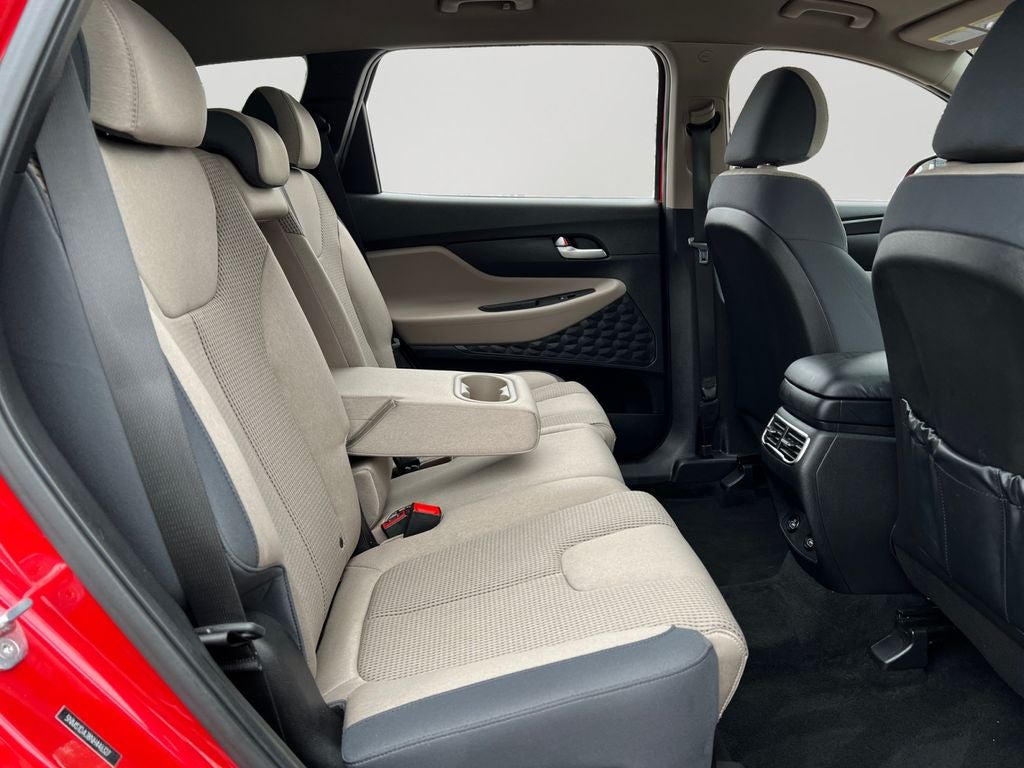 2022 Hyundai Santa Fe SE