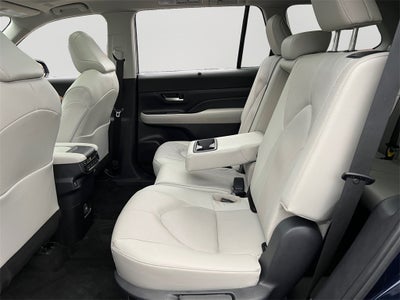 2025 Toyota Grand Highlander Limited Panoramic Roof