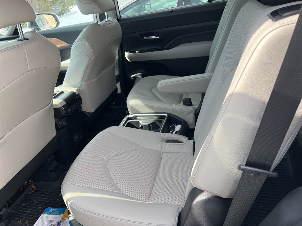 2025 Toyota Grand Highlander Limited