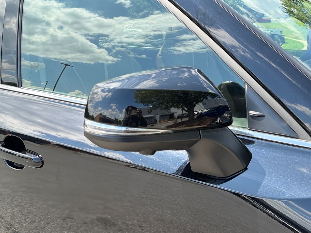 2025 Toyota Grand Highlander Platinum W/ NEW TIRES!