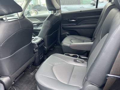 2024 Toyota Grand Highlander XLE