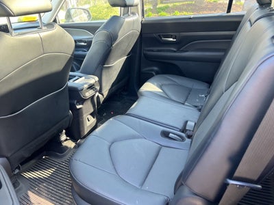 2024 Toyota Grand Highlander XLE Low Miles
