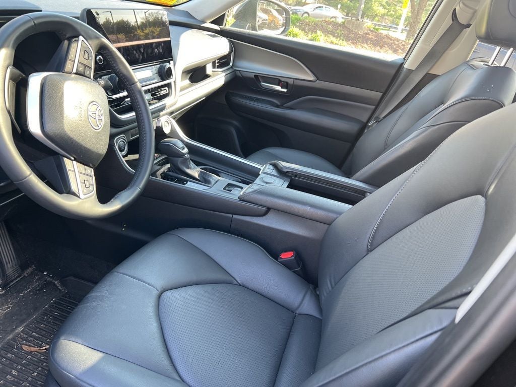 2024 Toyota Grand Highlander XLE Low Miles