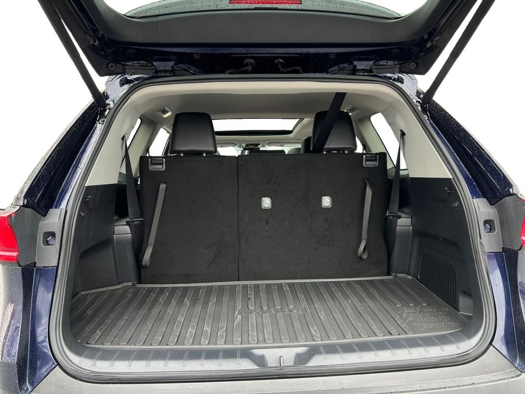 2026 Toyota Grand Highlander Hybrid XLE Rare!