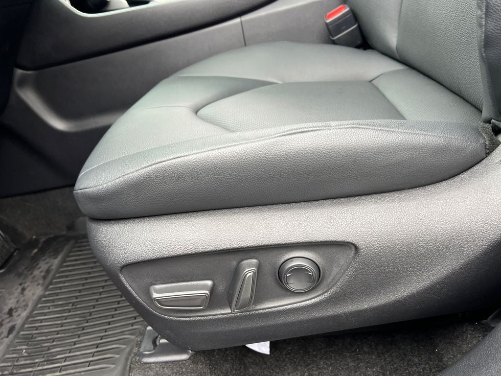 2026 Toyota Grand Highlander Hybrid XLE Rare!