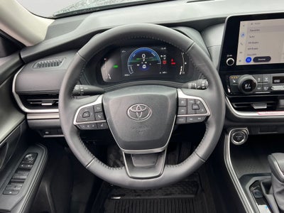 2026 Toyota Grand Highlander Hybrid XLE Rare!