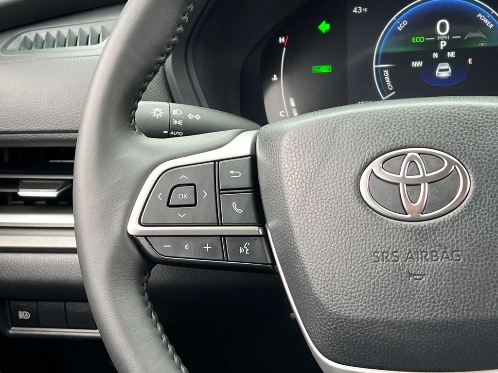 2026 Toyota Grand Highlander Hybrid XLE Rare!