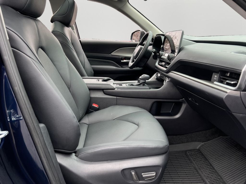 2026 Toyota Grand Highlander Hybrid XLE Rare!