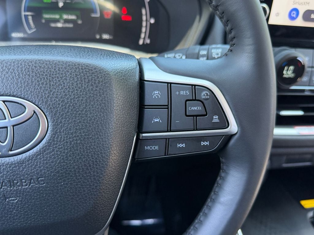 2025 Toyota Grand Highlander Hybrid XLE