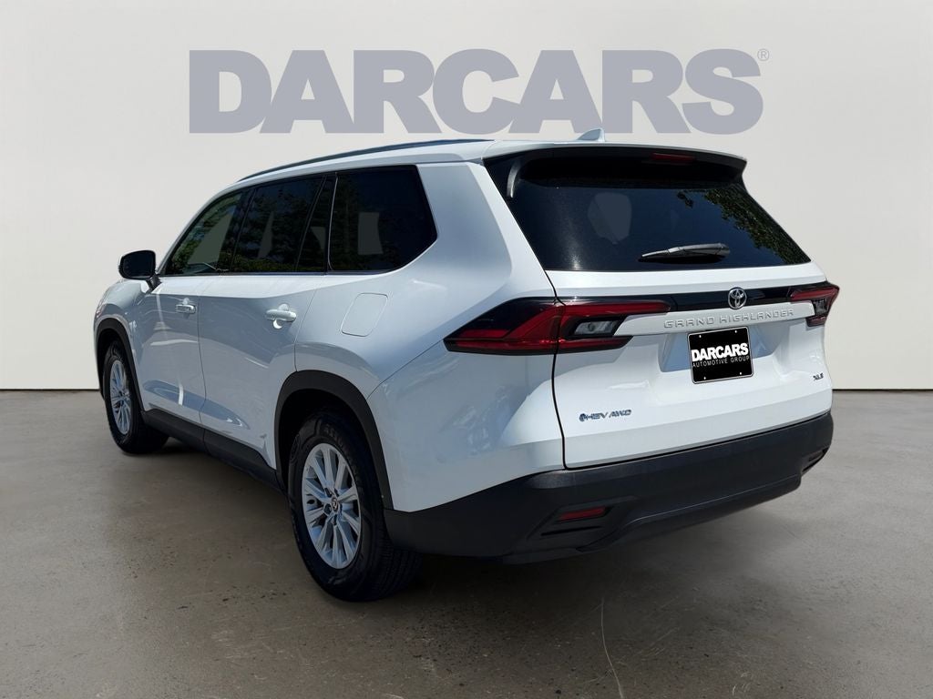 2025 Toyota Grand Highlander Hybrid XLE