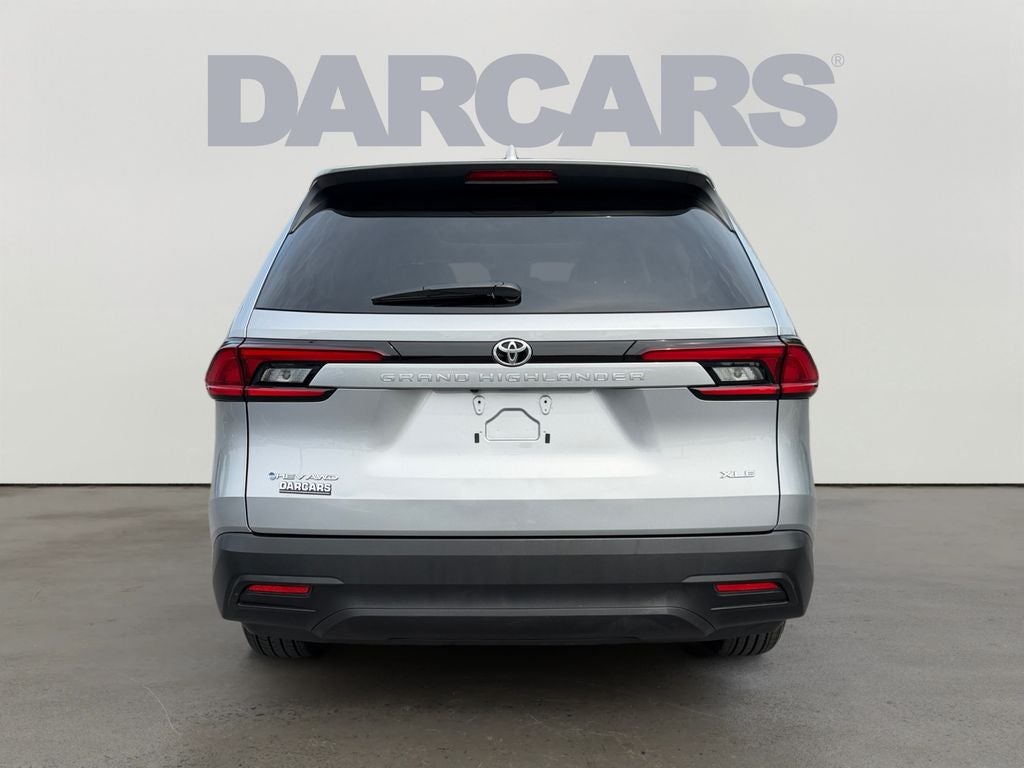 2025 Toyota Grand Highlander Hybrid XLE W/ PANORAMIC SUNROOF!