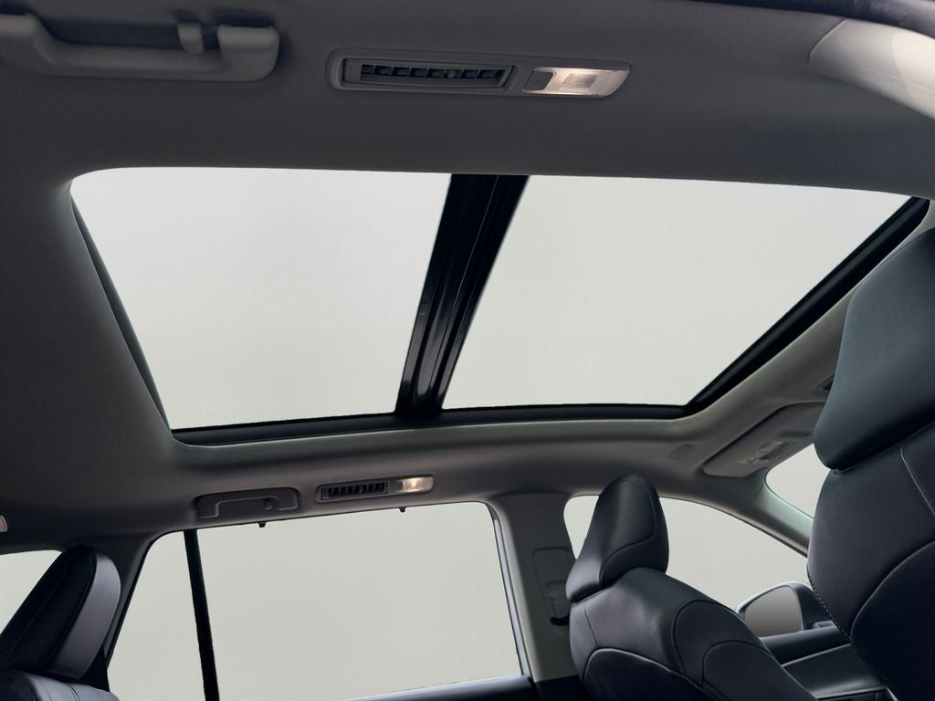 2025 Toyota Grand Highlander Hybrid XLE W/ PANORAMIC SUNROOF!