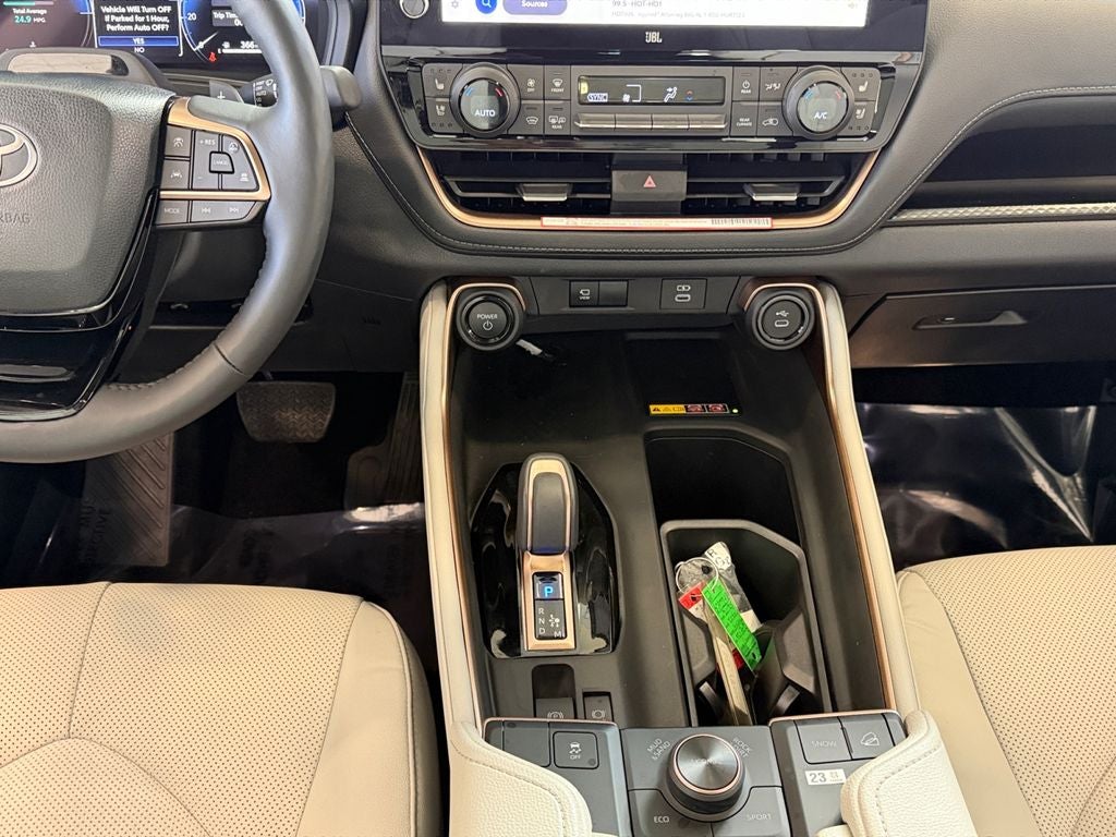 2025 Toyota Grand Highlander Hybrid MAX Platinum