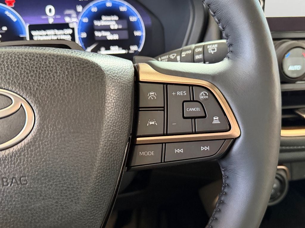 2025 Toyota Grand Highlander Hybrid MAX Platinum