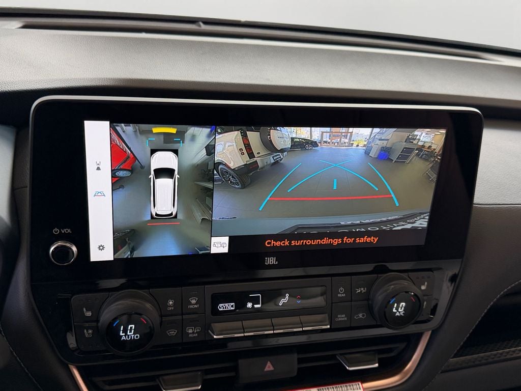 2025 Toyota Grand Highlander Hybrid MAX Platinum