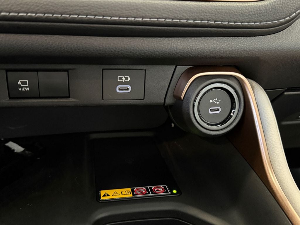 2025 Toyota Grand Highlander Hybrid MAX Platinum