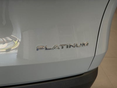 2025 Toyota Grand Highlander Hybrid MAX Platinum