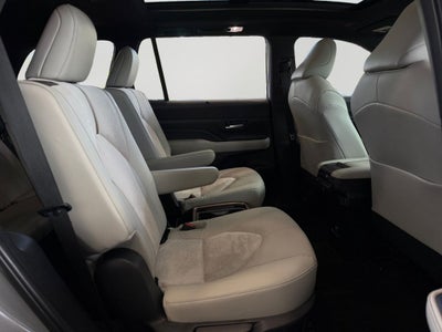 2025 Toyota Grand Highlander Hybrid MAX Platinum