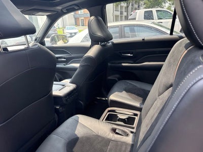 2024 Toyota Grand Highlander Hybrid MAX Platinum
