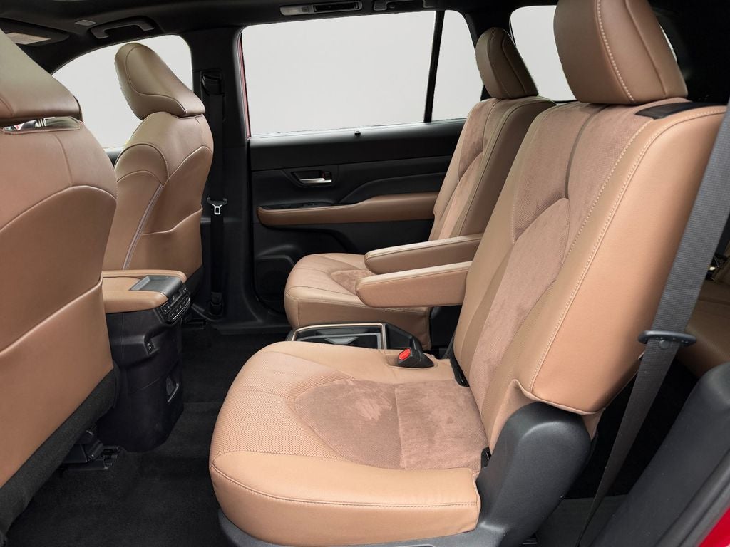 2024 Toyota Grand Highlander Hybrid MAX Platinum