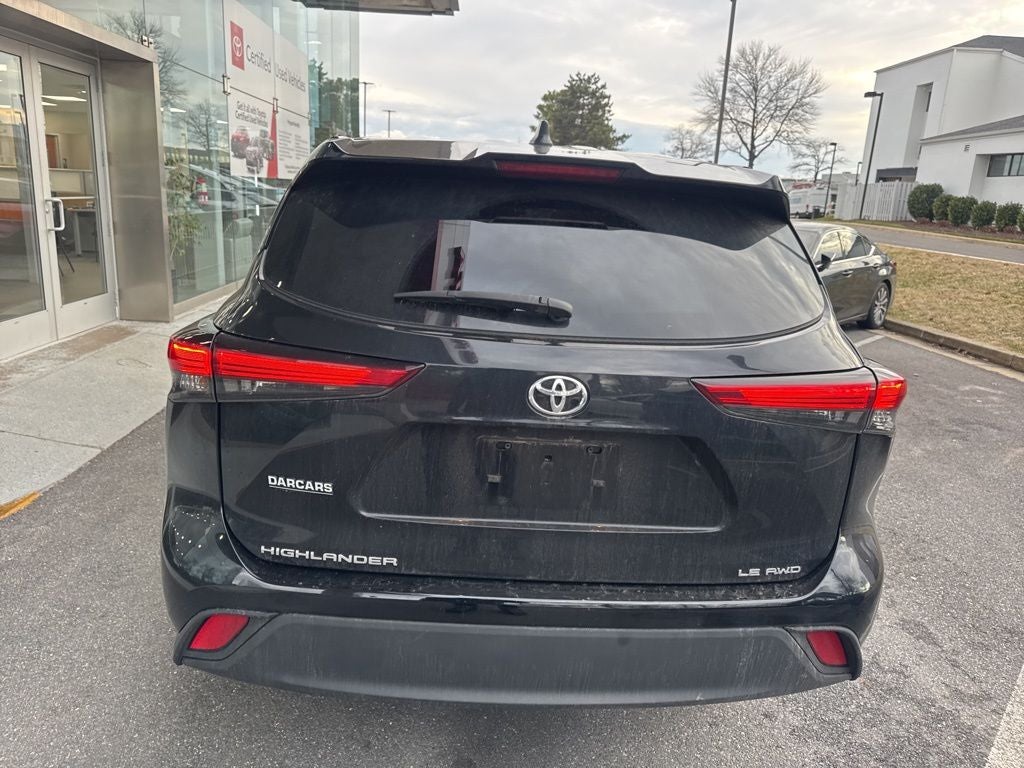 2022 Toyota Highlander LE