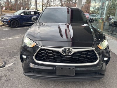 2022 Toyota Highlander LE