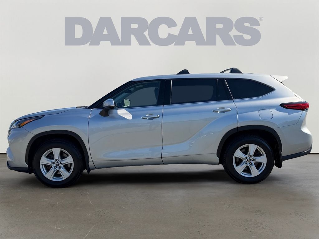 2022 Toyota Highlander LE
